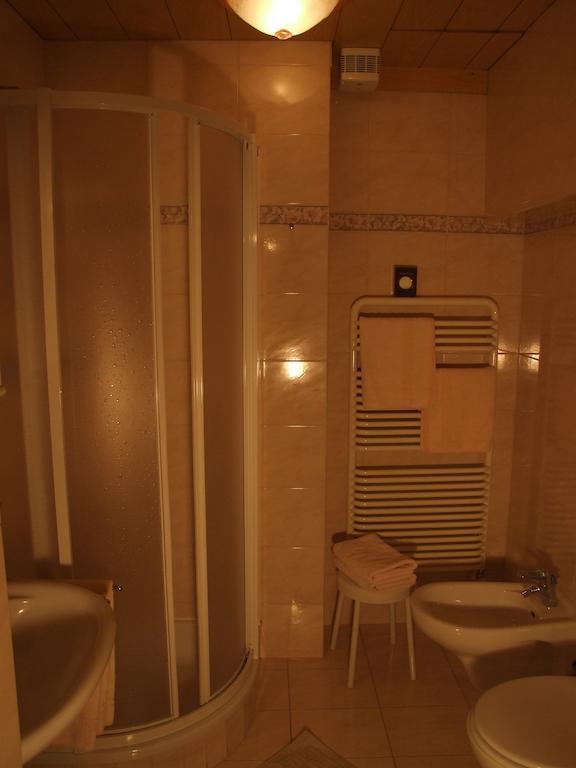 Hotel Olympia Arabba Room photo