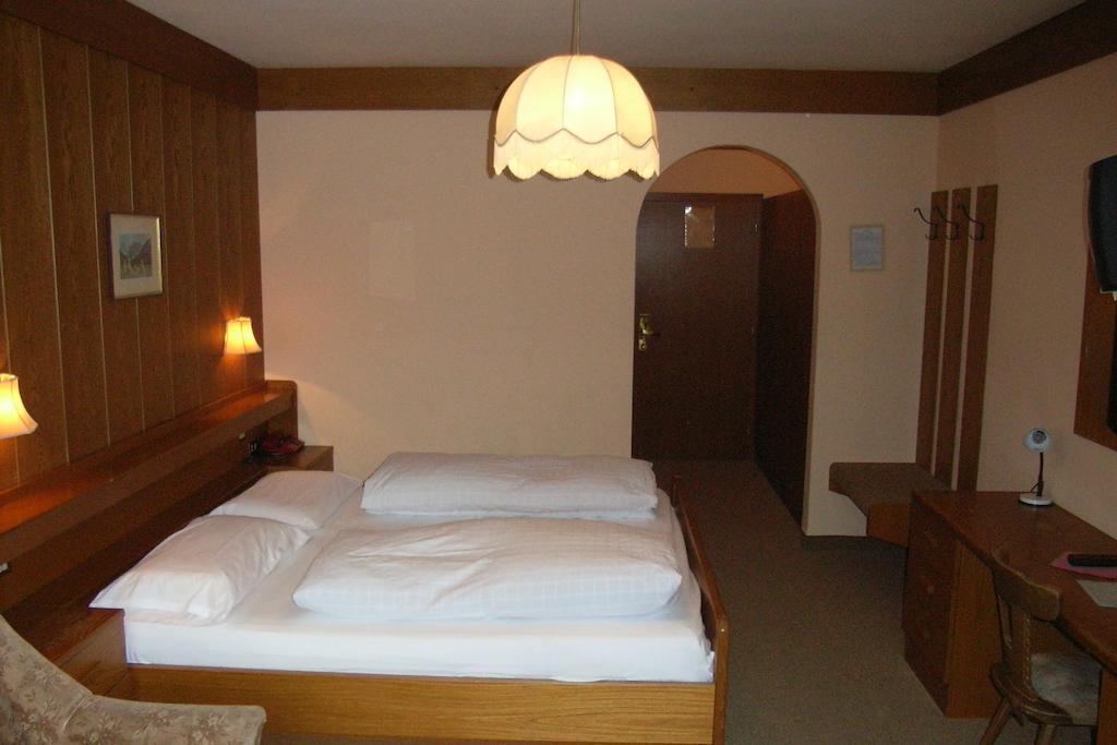 Hotel Olympia Arabba Room photo